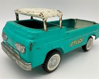 Vintage NyLint kennel truck