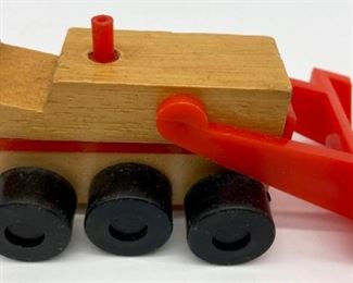Vintage Mattel 1972 wood 4-piece train