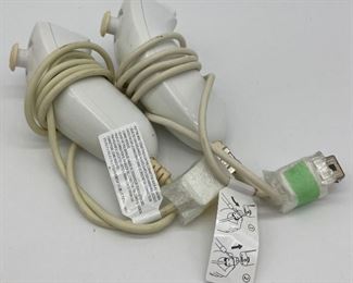 Nintendo Wii Console, controllers and accessories