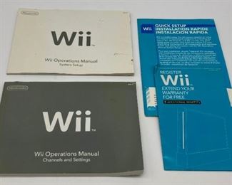 Nintendo Wii Console, controllers and accessories