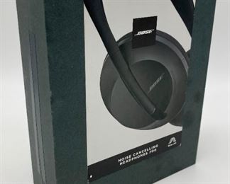Bose Noise Cancelling Headphones 700