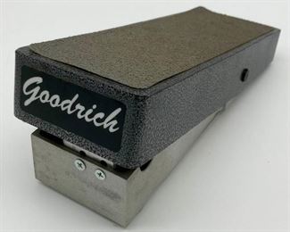 Goodrich volume pedal