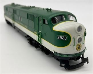 Pronto 2000 Series E7 Locomotive Southern #2920 with box HO Scale