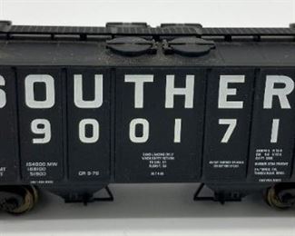Atlas Southern 900171 Freight Car with box HO scale