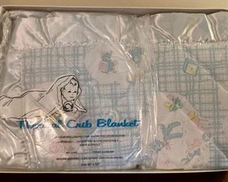 Vintage Quiltex Thermal crib blanket (blue design) in plastic and box