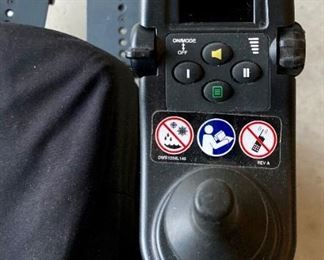 Quantum 6000Z power wheelchair