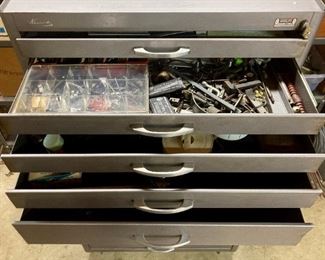 Vintage Kennedy Kits locking two-level roll around toolbox (#s 285 top & 293 bottom)