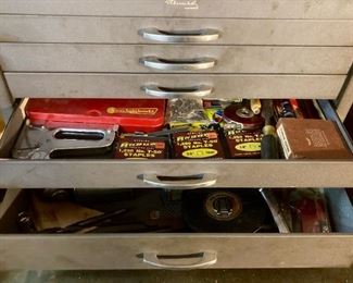 Vintage Kennedy Kits tool chest Model No. 285