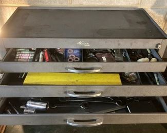 Vintage Kennedy Kits tool chest Model No. 285