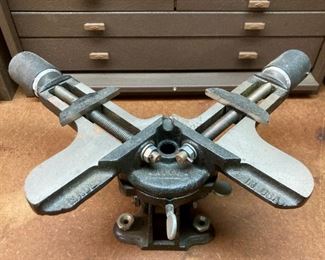 Vintage United cast iron miter corner clamp