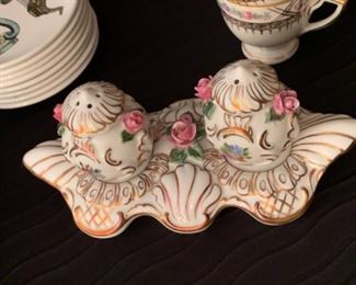 Porcelain salt and pepper
