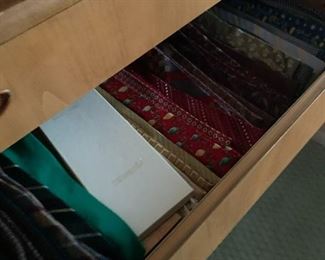 Men's designer neckties