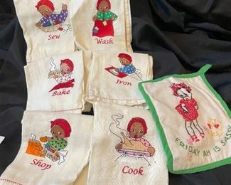 Cup towels and hot pad 