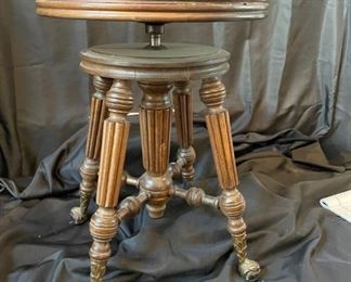 Piano Stool Vintage