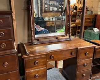 vintage desk with mirror