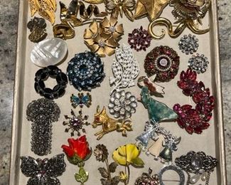 vintage brooches and costume jewelry