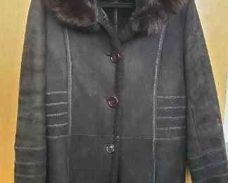 Searle Black Coat