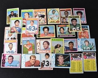 26 Vintage Football Trading Cards