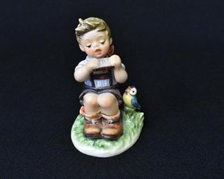 Vintage Goebel Figurine - In D Major