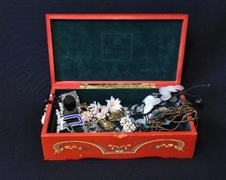 Vtg Princess Marcella Borghese Music Box & Jewelry