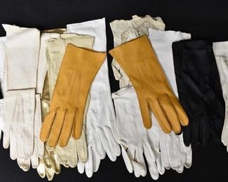 13 Pairs Vintage Ladies Gloves