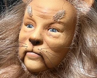 R. John Wright Wizard of Doll Collection~ Includes all the beloved characters of the wonderful iconic movie! Dorothy, Scarecrow, The Tin Man, The Cowardly Lion, The Wicked Witch of the West and Toto Too!