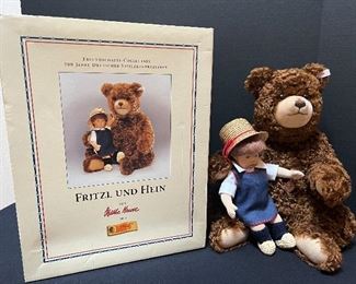 Steiff Fritzl and Hein - No. 655234. Comes with the box and certificate.
Number 01166/02500
Year: 1996
EAN: 655234