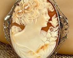 Beautiful Vintage Cameo measuring 2.5”