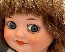 Vintage Googley Eyed German Doll
Marked 323 and in vintage condition with wear to her body including some chips.
Meaures 11”
