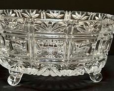 Vintage Cut Glass Three Toed Round Bowl - elegant!
Measures about 9" x 4.75"