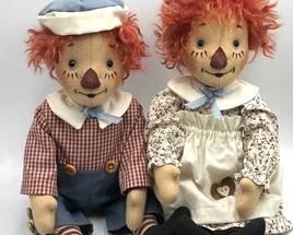 Adorable Pair of Felt Raggedy Ann and Andy Dolls by Patty Gohman
Dated 1991.
Each measures about 14"