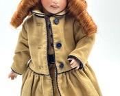 Wendy Lawton Doll September Sojourn. Comes with box and certificate.
Measures about 9"