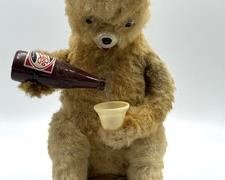 Vintage Mechanical Bear- so cute! With normal vintage wear. No corrosion in battery compartment. Not tested.