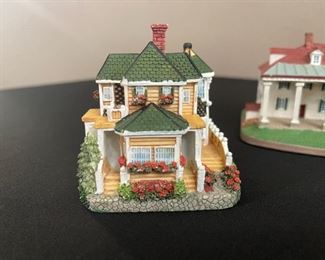 Danbury Mint President  Houses Collection