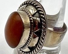 Carolyn Pollack Sterling and Carnelian Ring. A beautiful southwest statement piece!
Size 8.75