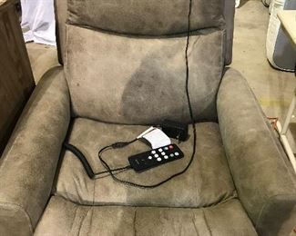 Electric lift chair 