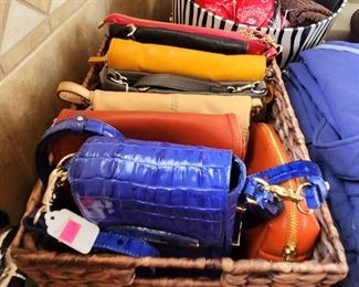 Handbags – Dooney Bourke, Coach, Lattitude, Mark Jacobs, and other brands