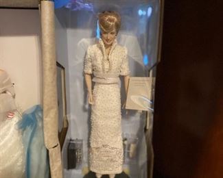 Mint Porcelain Princess Diana Doll