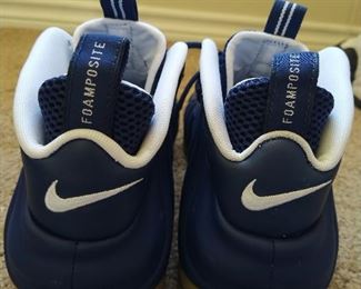M Nike Air Foamposite Pro Blue Void University Shoe Size 12 back