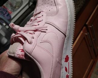 M Nike Air Force 1 Pink Size 10.5 side