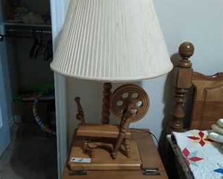 DM sewing wheel lamp