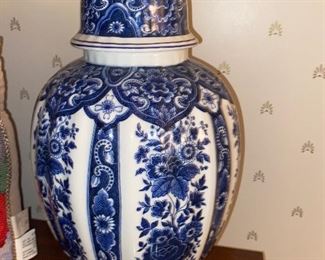 Stunning Ardalt Blue Delfia Vase
Italy 