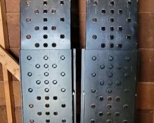 2 Heavy Duty Metal Trailer Ramps