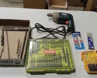 Black & Decker Drill Model 7190 and Drill Bits