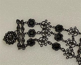 Barrera Beaded Chocker Necklace