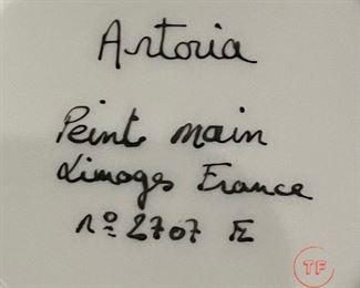 Limoges France GINGERBREAD HOUSE Trinket Box Artoria Peint Main