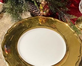 ESTE CE Made in Italy Gold Trim Charger / Plates
