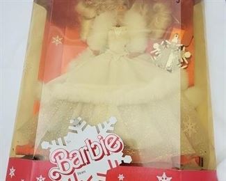 1559 - 1989 Holiday Barbie AS IS - box crushed
