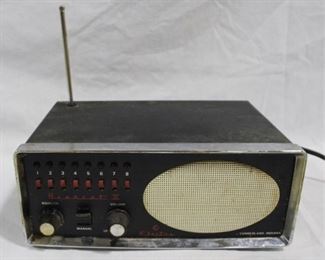 2552 - Electra Bearcat III CB radio 4 x 9 x 6 1/2
