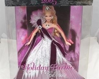 2600 - 2005 Holiday Barbie in box
